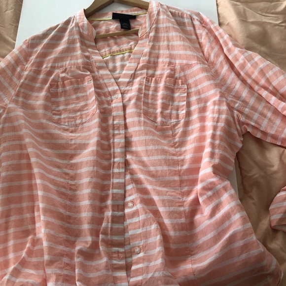 Lane Bryant Tops - Lane Bryant Lightweight Button Down